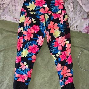 PINK Victoria’s Secret leggings
